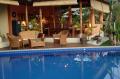 Lounge and pool